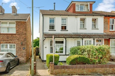 Property on Endsleigh Road, RH1 3LX