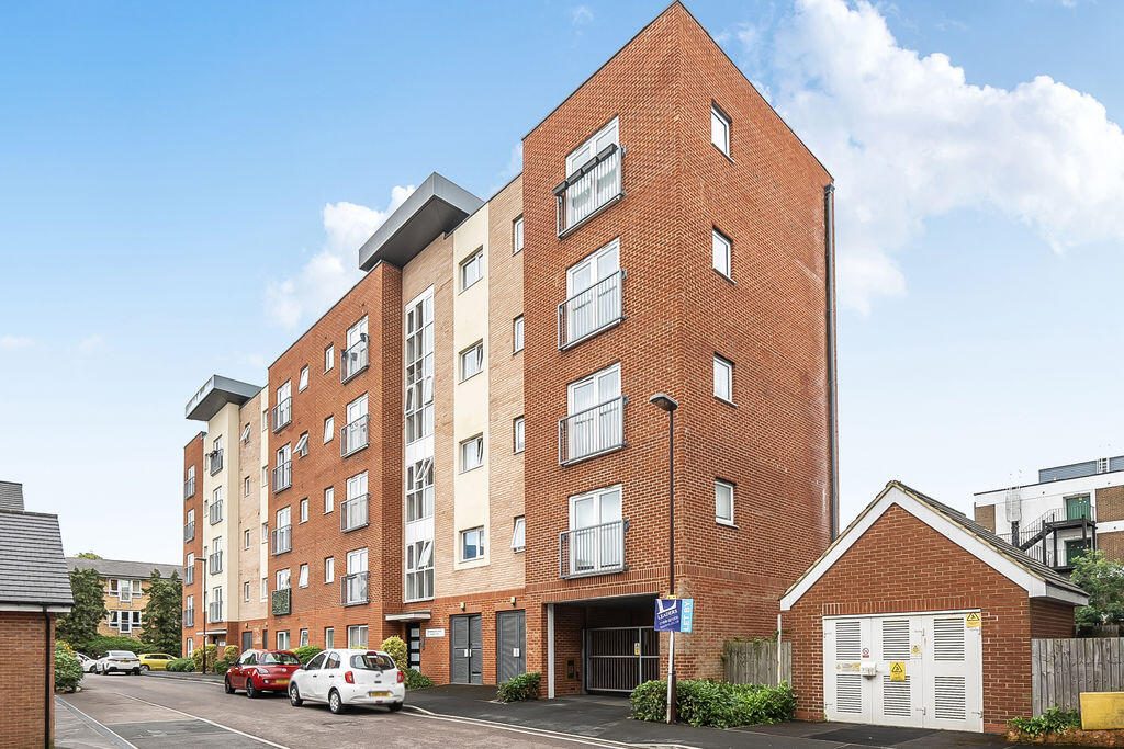 Property main image