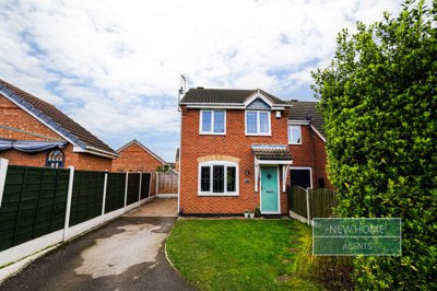 Property on Shaw Rise, WF6 2TX