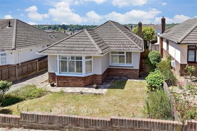 Property on BN41 2YB
