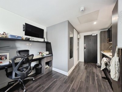 Property on City Road, NE1 2AQ