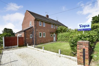 Property on Northfield Avenue, S62 7LA