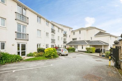 Property on TR18 2TB