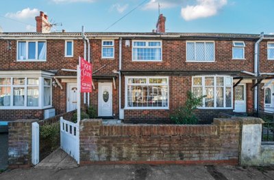 Property on Chelmsford Avenue, DN34 4SA