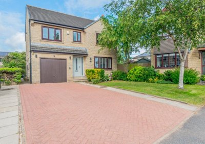 Property on Holt Gardens, BD10 8UG