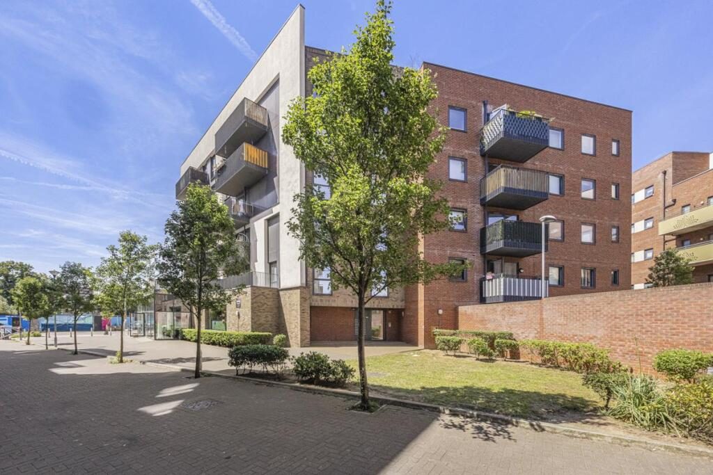 Property main image