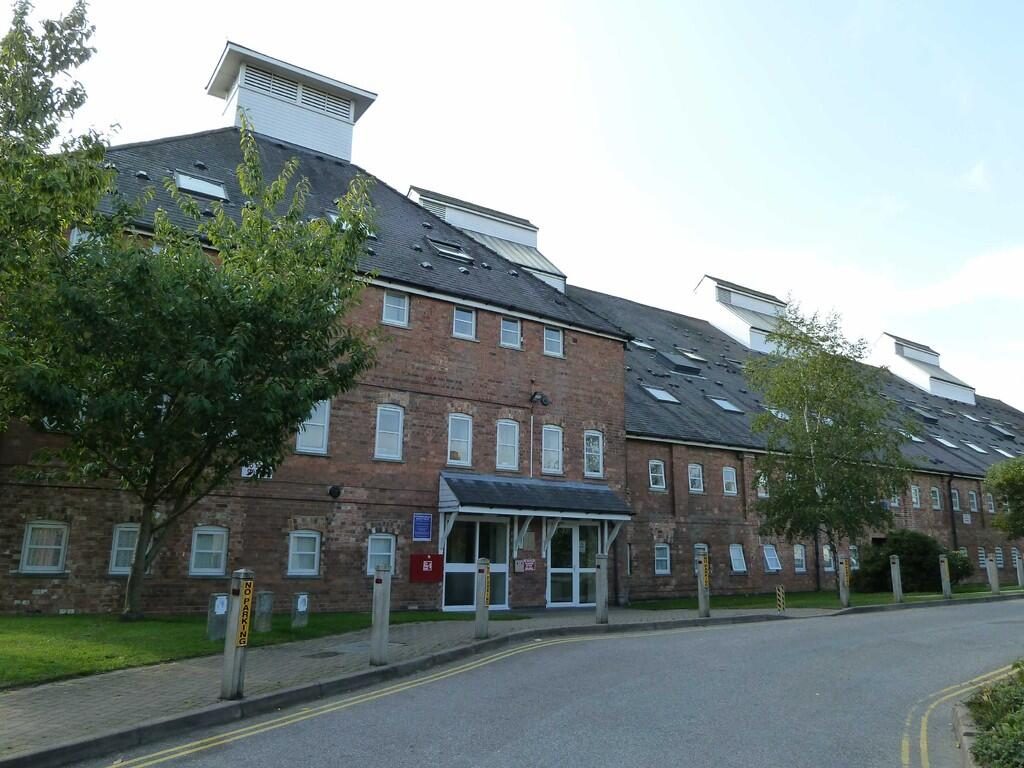 Property main image
