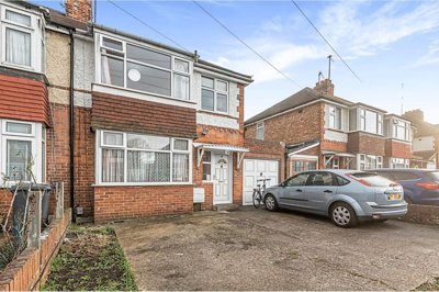 Property on Erleigh Court Gardens, RG6 1EJ