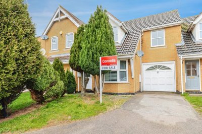 Property on Lordswood Close, NN4 6BP