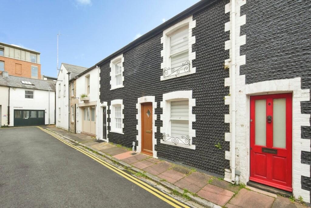 Terraced House