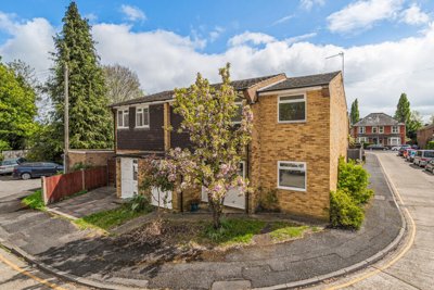 Property on Birchwood Drive, KT14 6DS