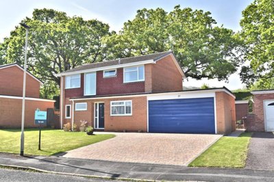 Property on Follett Road, EX16 4HD