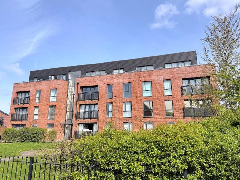 Property main image
