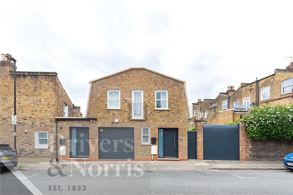 Terraced House