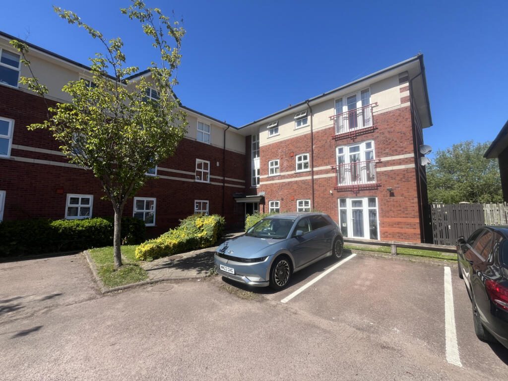 Property main image