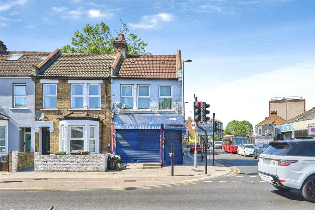 Terraced House
