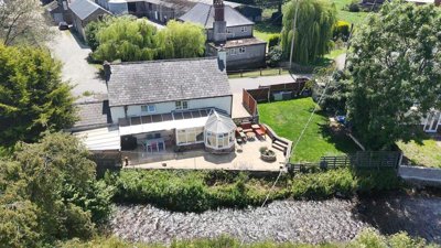 Property on SY10 9ES