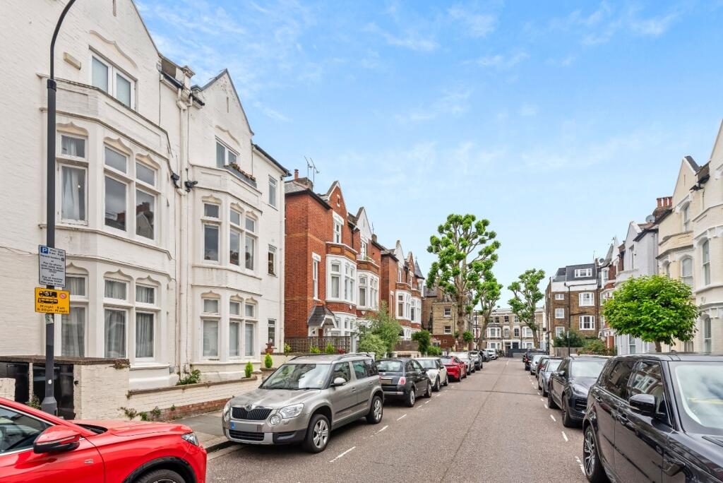Property main image