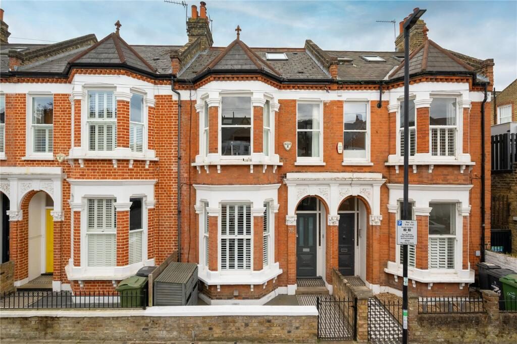 Terraced House