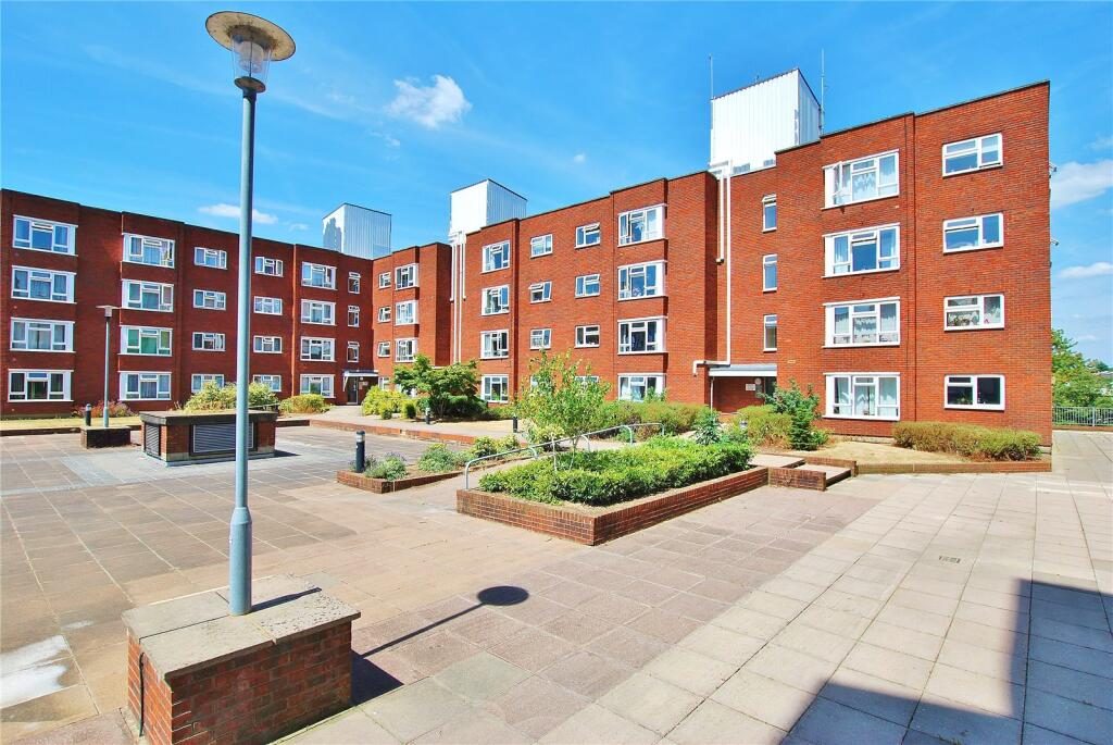 Property main image