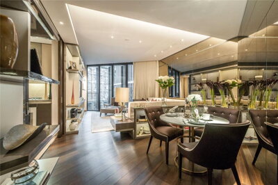 Property on Knightsbridge, SW1X 7LJ