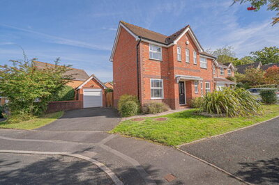 Property on Mayfield Close, B91 3FN