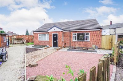 Property on Foxs Place, S40 2WJ