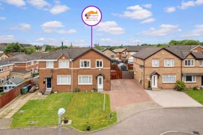 Property on Eastbank Place, G32 0HY