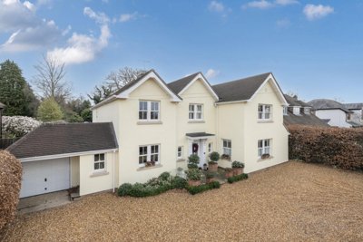 Property on Boughton Hall Avenue, GU23 7DF