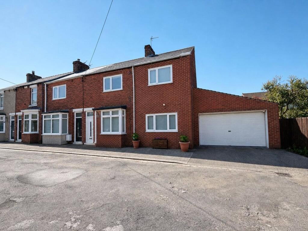Terraced House
