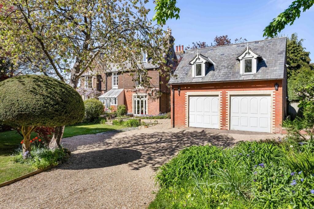 Country House