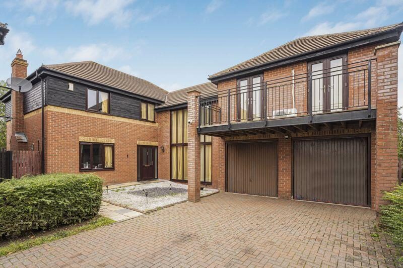 Property main image