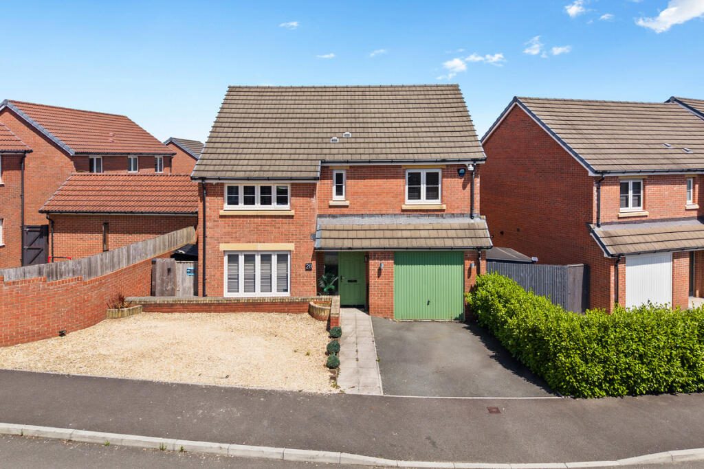 Property main image