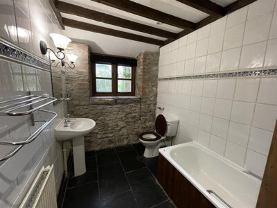 Property on SA32 8RP