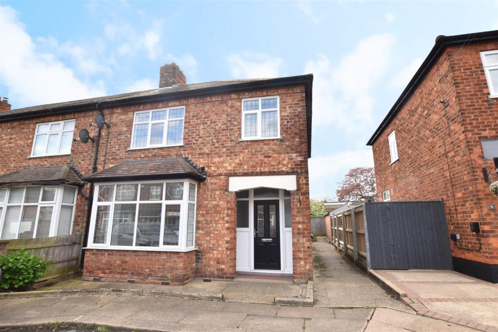 Terraced House