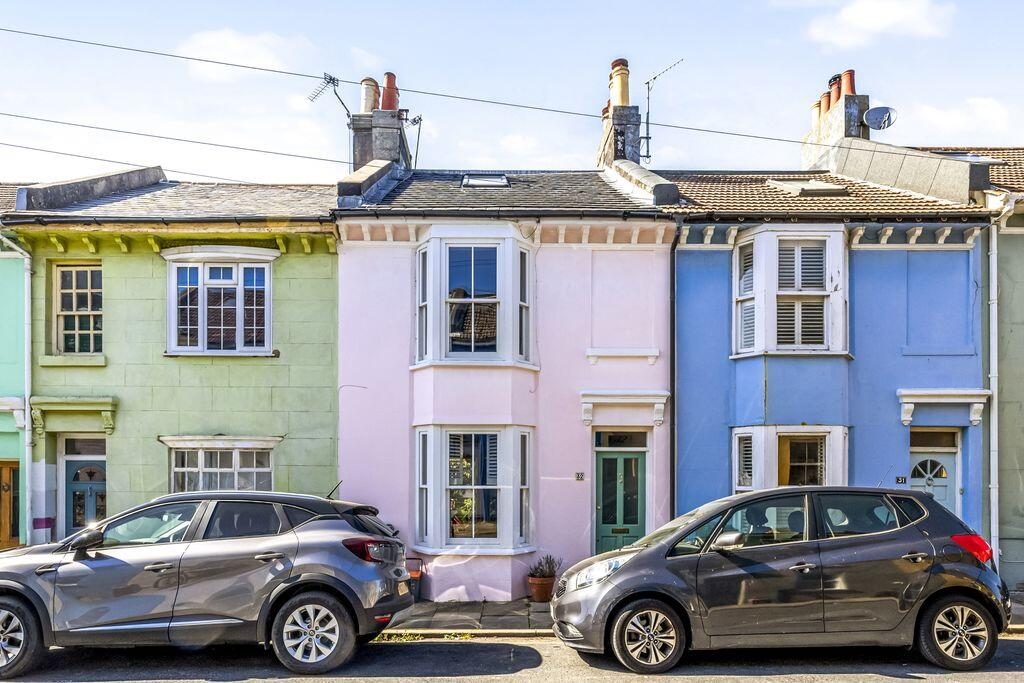 Terraced House