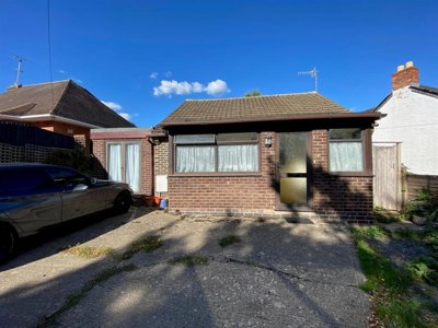 Property on Pickersleigh Road, WR14 2QH