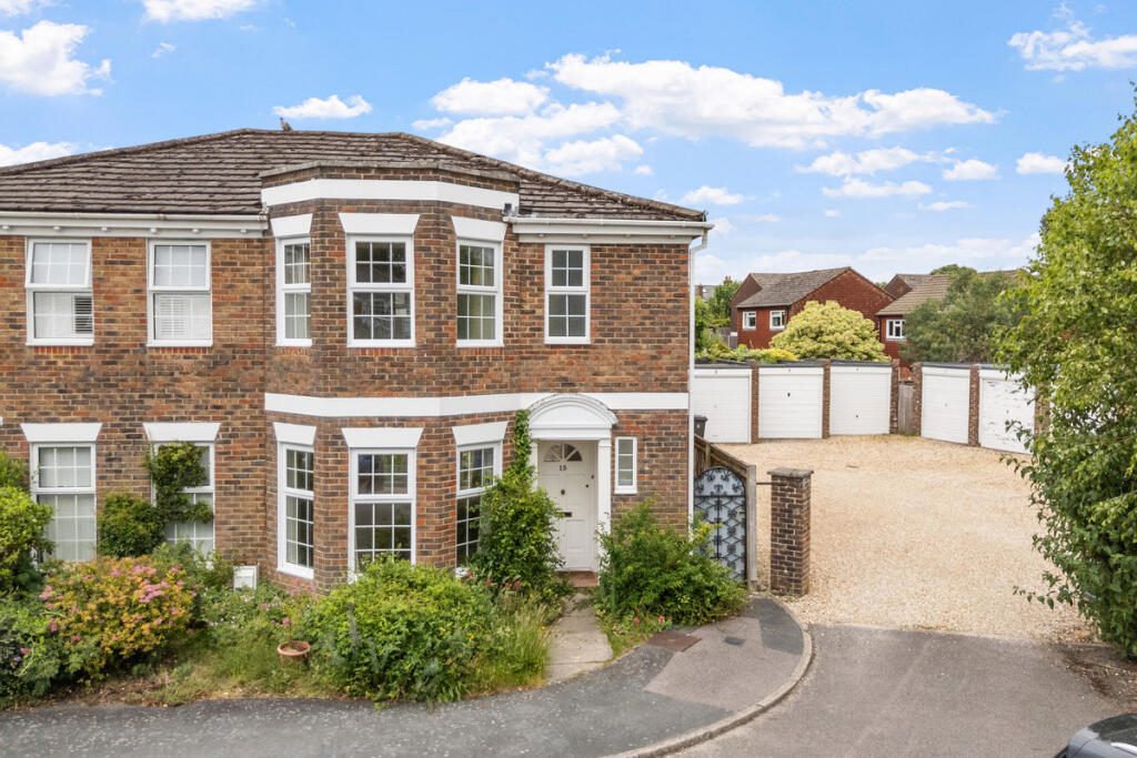 Property main image
