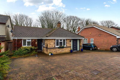 Property on Sennen Close, PL11 2JJ