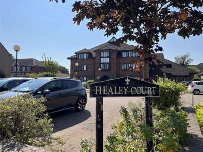 Property on CV34 4XP