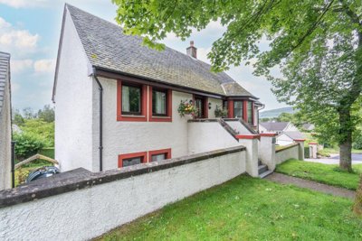 Property on Castlehill Loan, FK8 3DZ