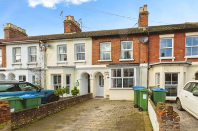 Property on Queen Street, HP20 1LU