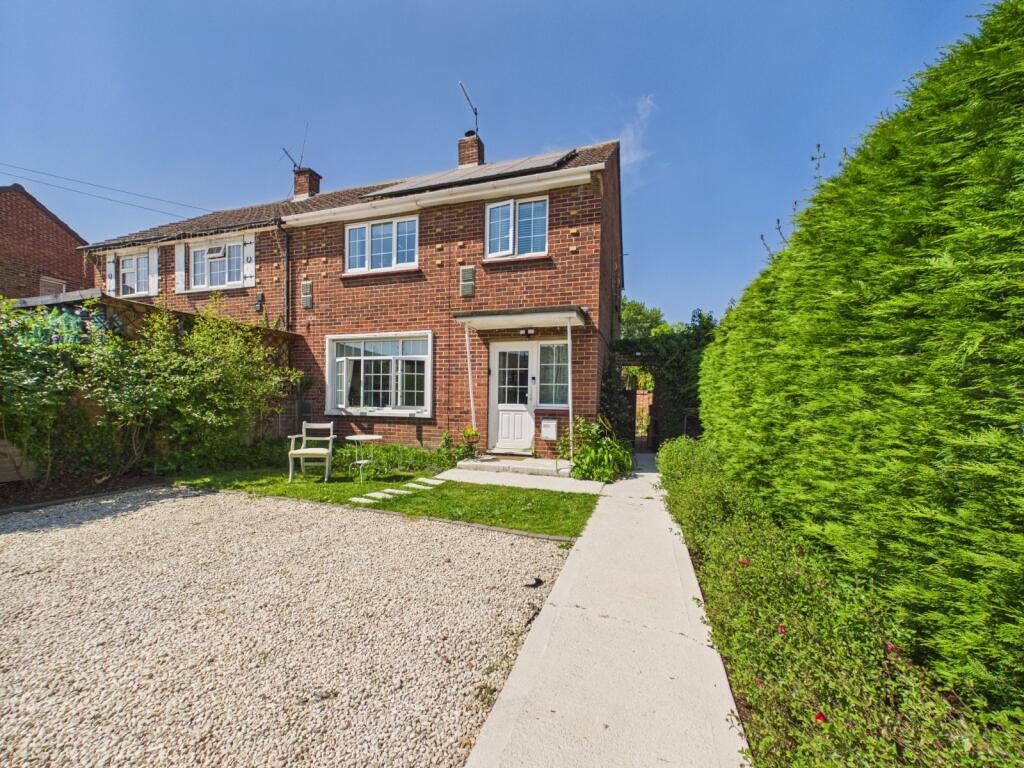 Terraced House