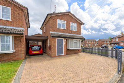 Property on Copperfield Close, NN16 9EW
