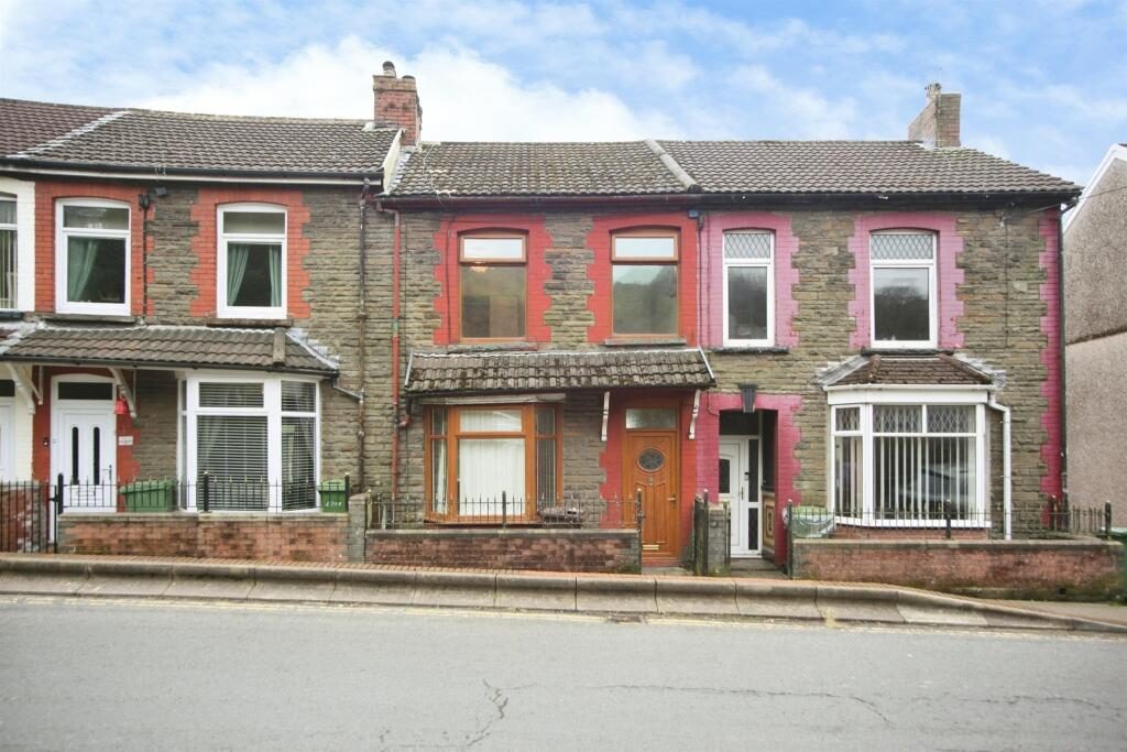 Terraced House