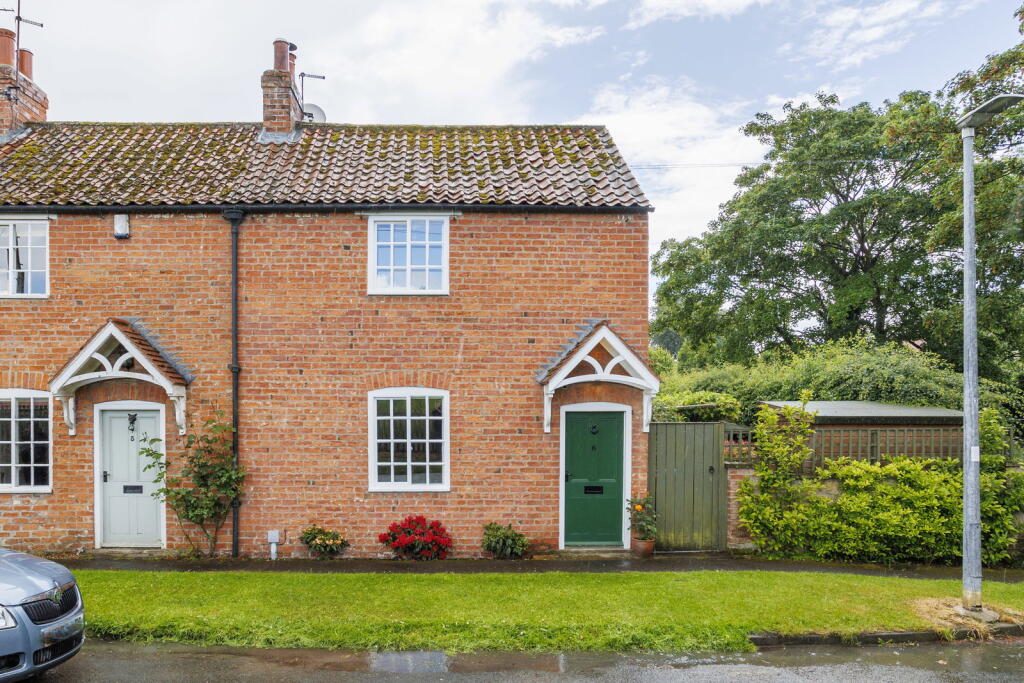 Property main image