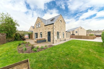 Property on Smithy Hill, HD8 8UH