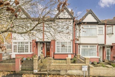 Property on Montagu Road, NW4 3ES