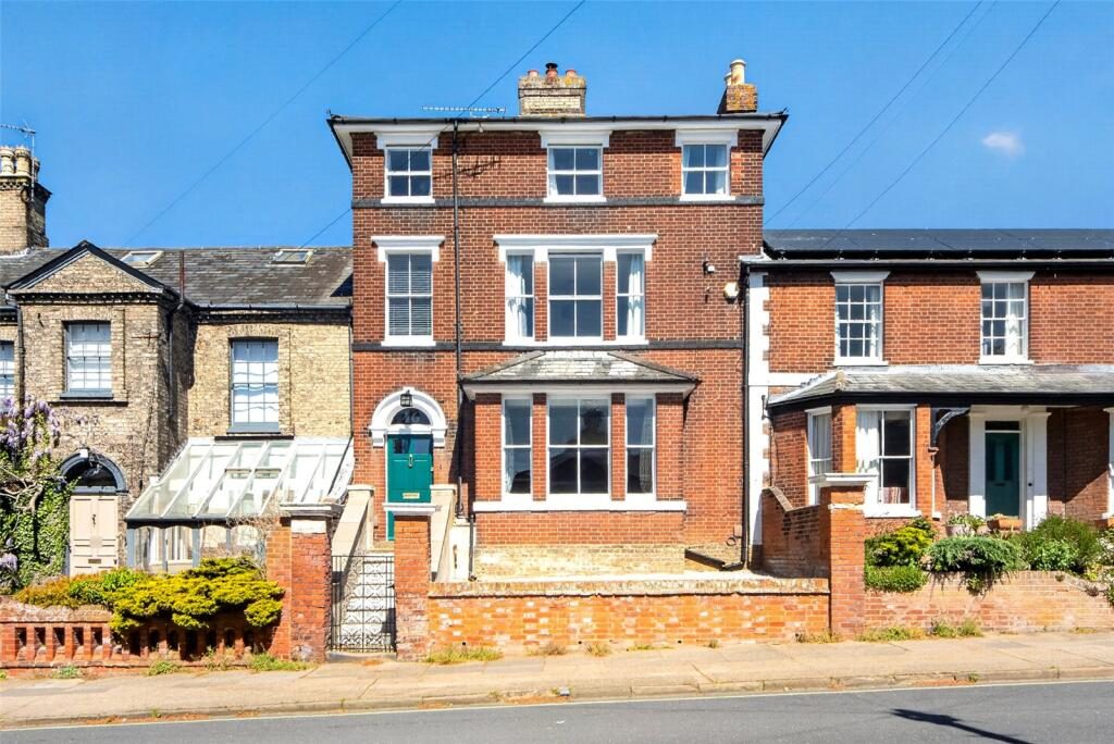 Terraced House