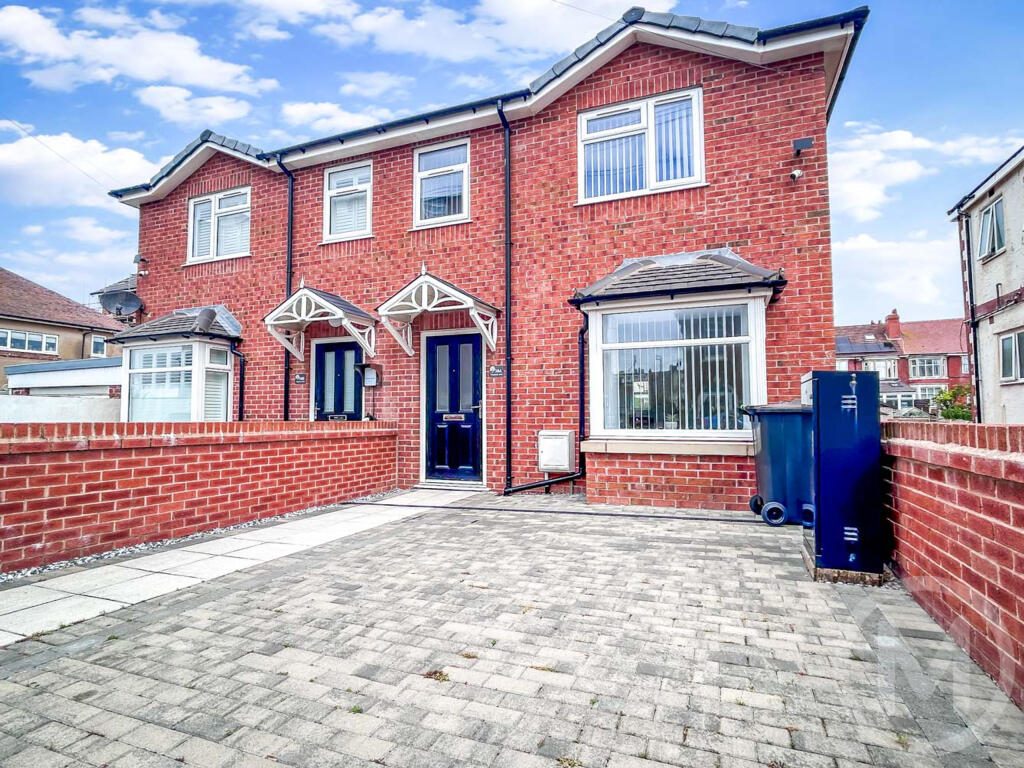 Property main image